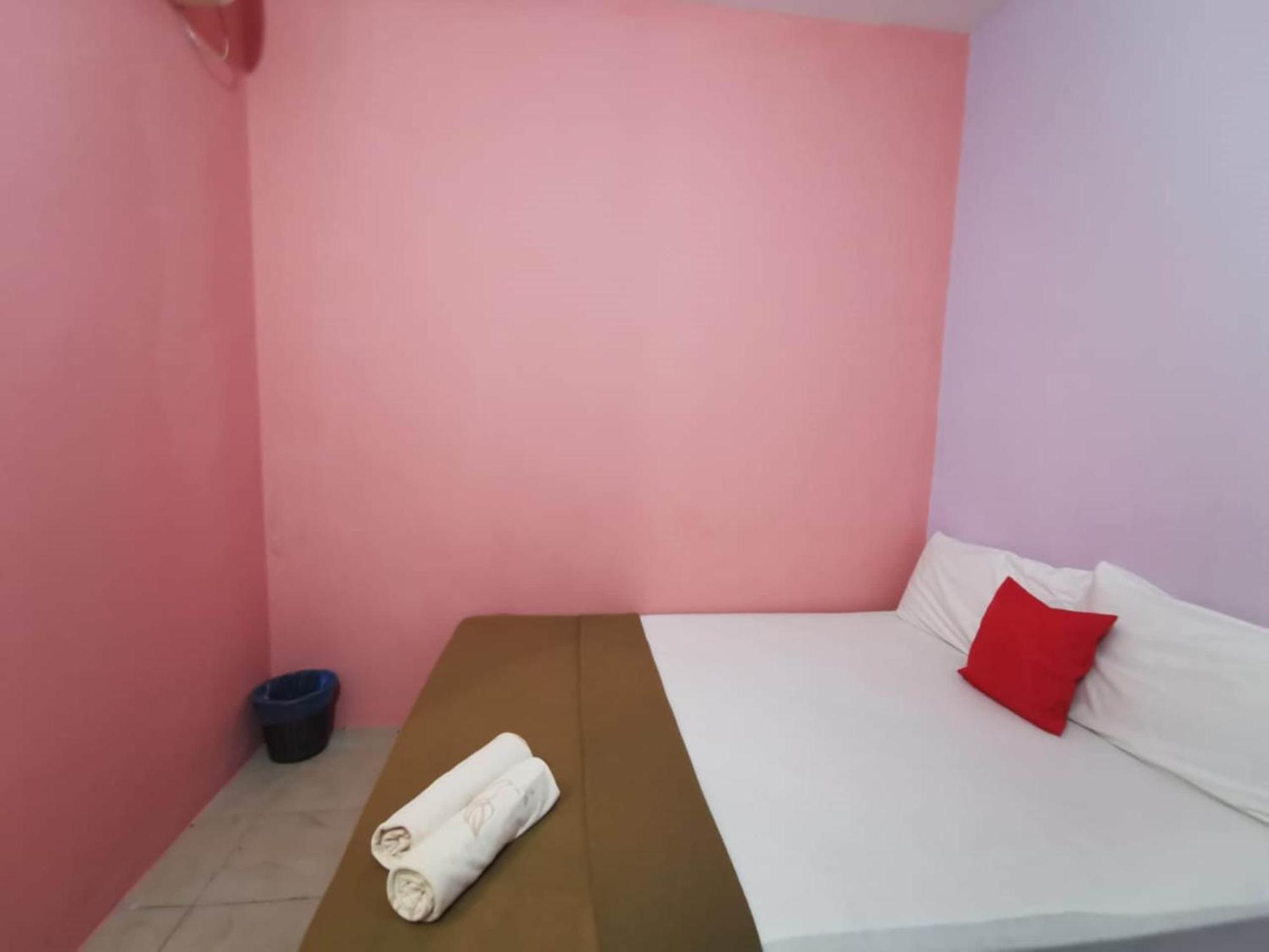 Super Oyo 90086 My Seven Days Inn Johor Bahru Eksteriør bilde