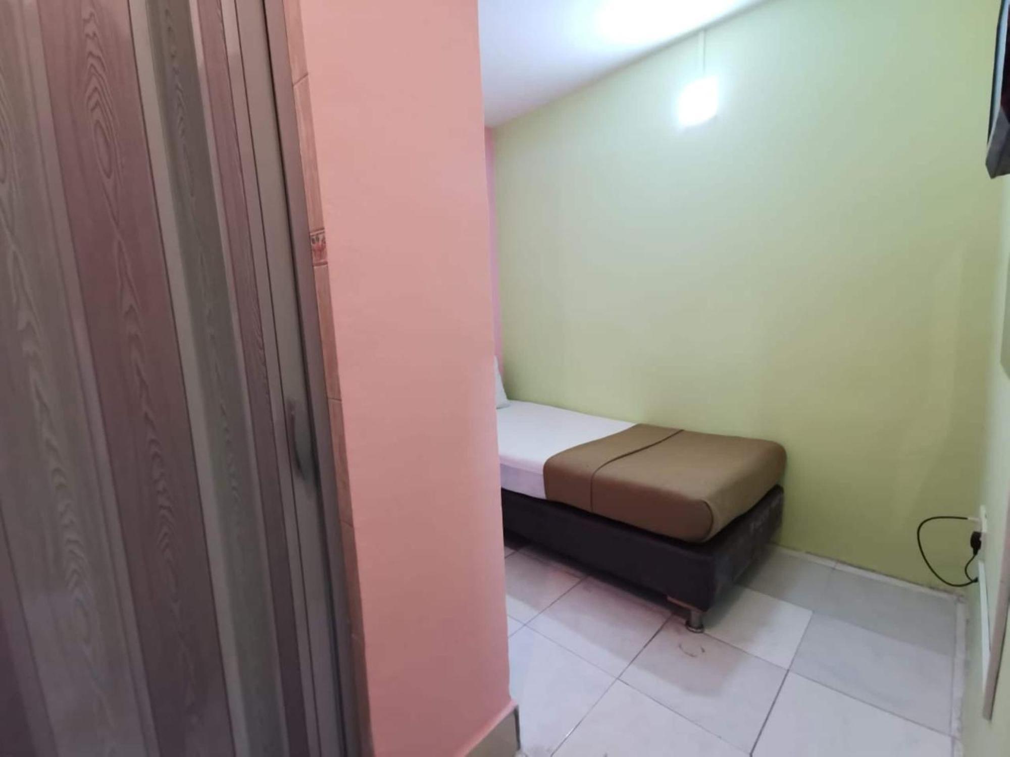 Super Oyo 90086 My Seven Days Inn Johor Bahru Eksteriør bilde