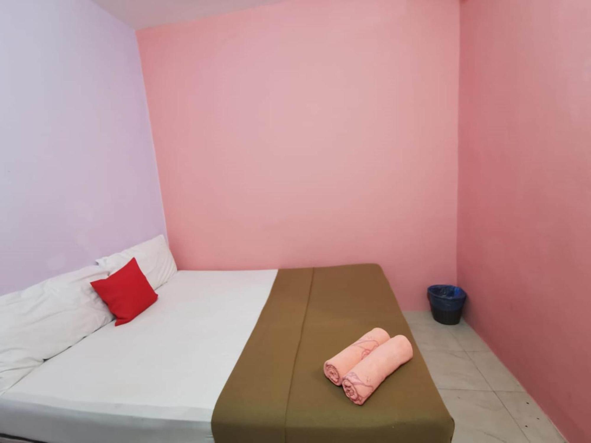 Super Oyo 90086 My Seven Days Inn Johor Bahru Eksteriør bilde
